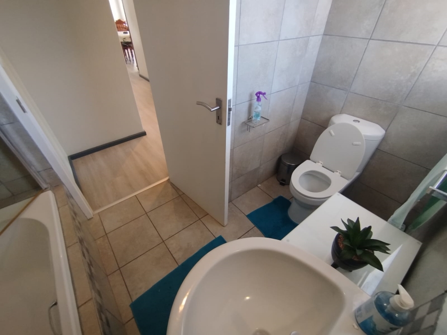 3 Bedroom Property for Sale in Bayview Western Cape